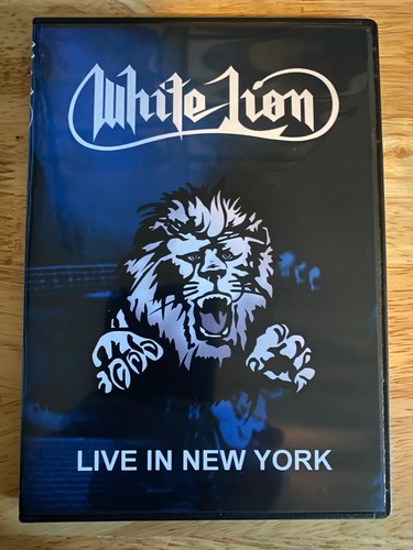 White lion live new york - lion,